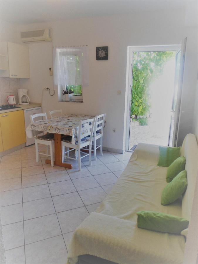 סנג' Guest House Pamela מראה חיצוני תמונה