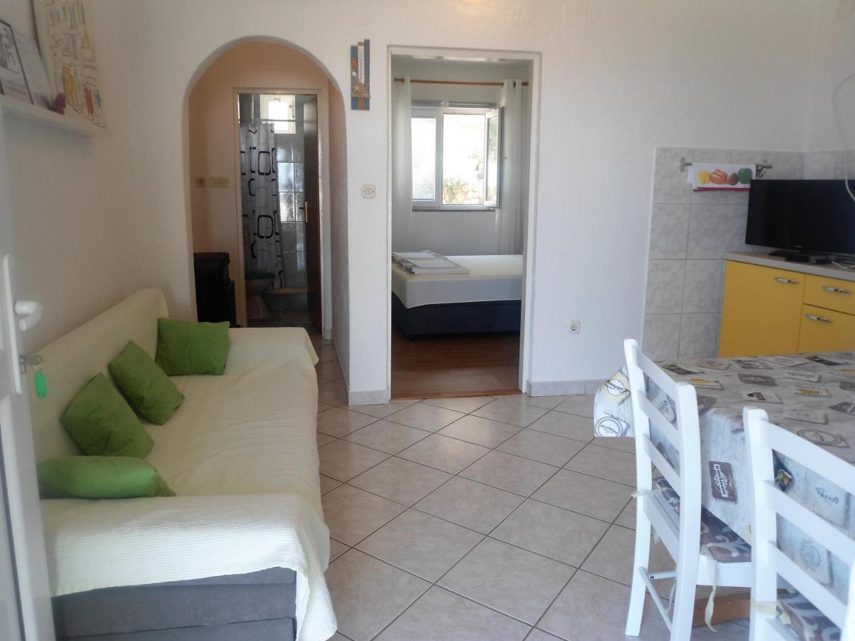 סנג' Guest House Pamela מראה חיצוני תמונה