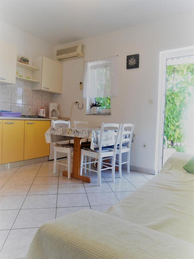 סנג' Guest House Pamela מראה חיצוני תמונה
