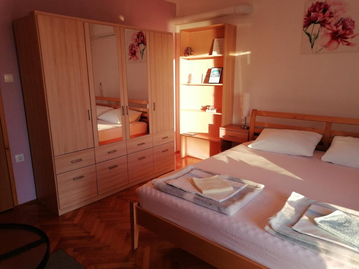סנג' Guest House Pamela מראה חיצוני תמונה