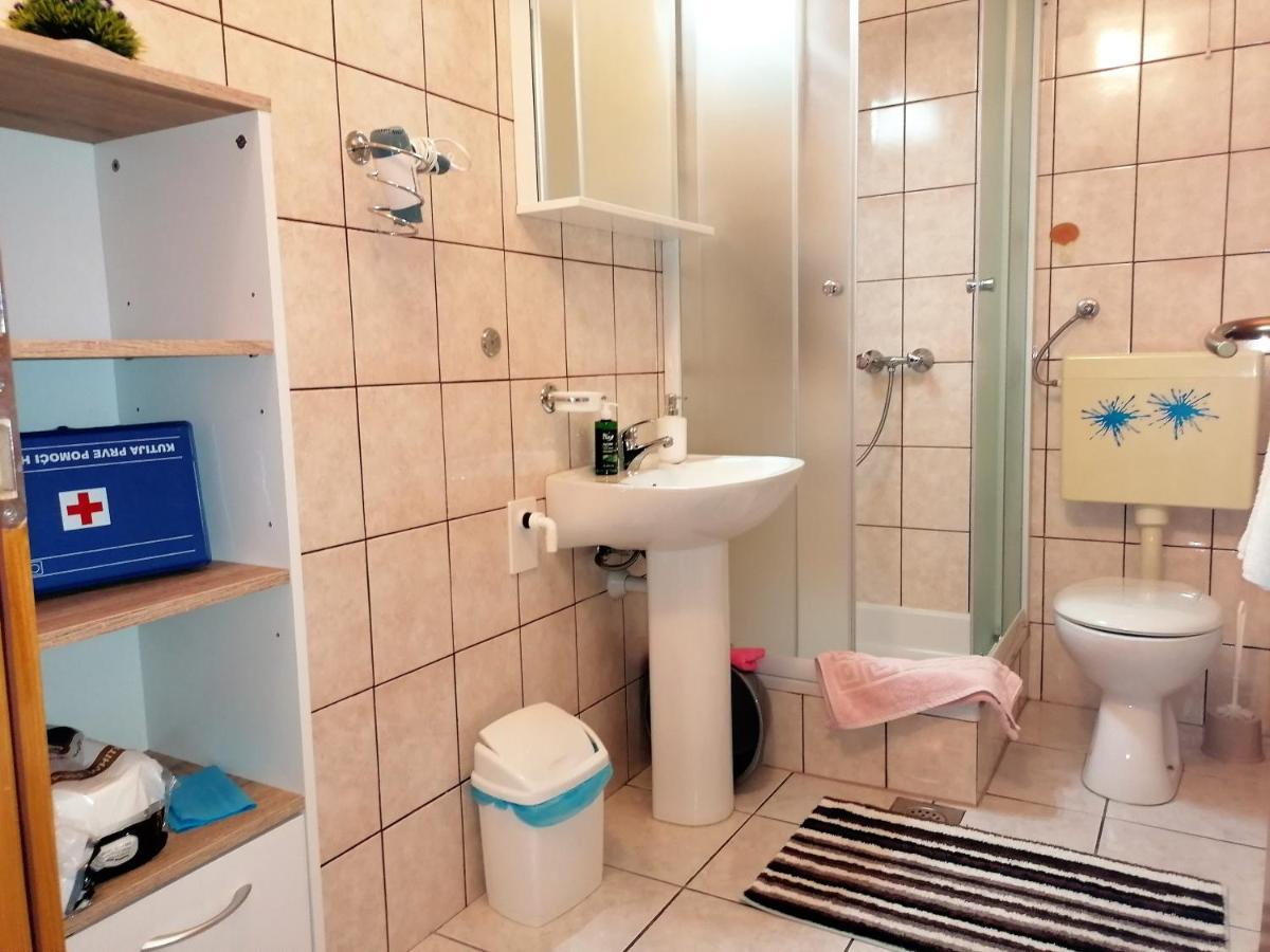 סנג' Guest House Pamela מראה חיצוני תמונה