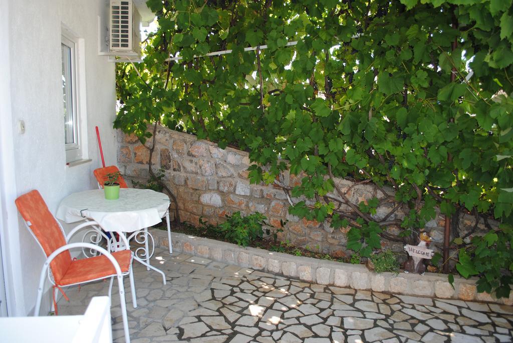 סנג' Guest House Pamela מראה חיצוני תמונה