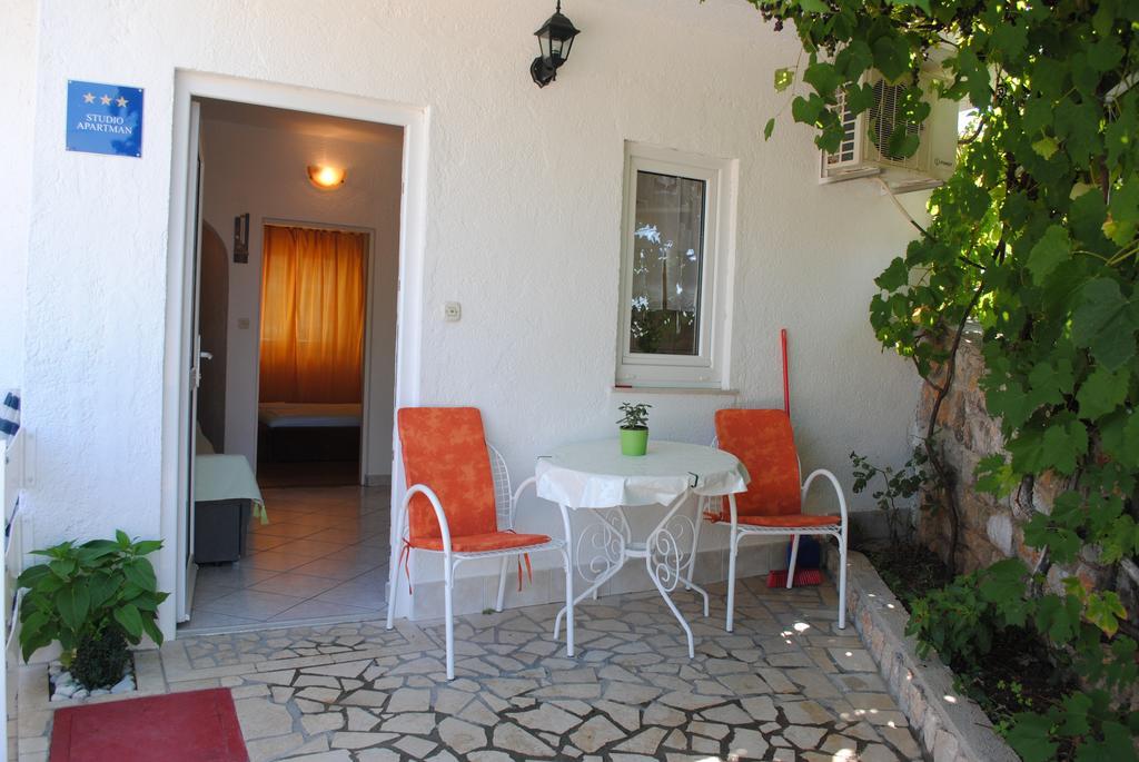 סנג' Guest House Pamela מראה חיצוני תמונה